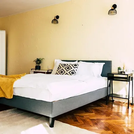 Kronstadt Centrum Stube Apartment